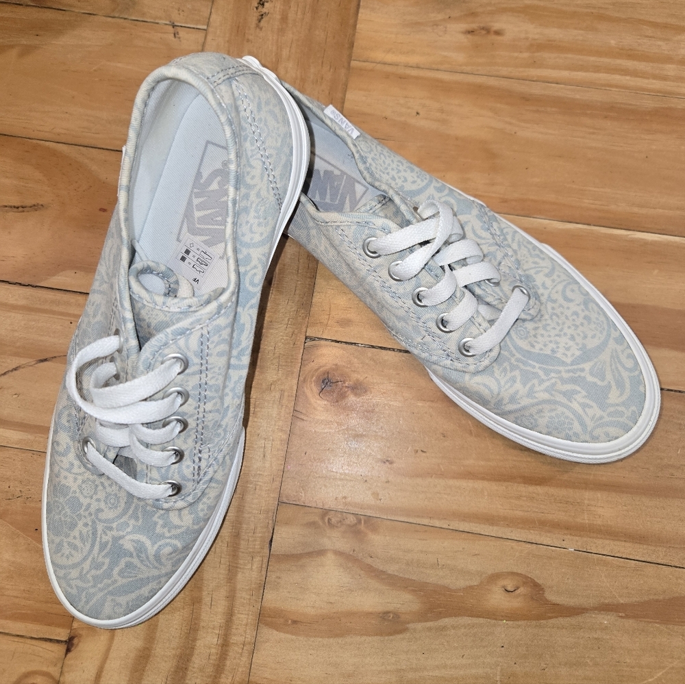 Vans Women's Light Blue Paisley Sneakers
